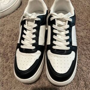 Black and White Men's Sneakers